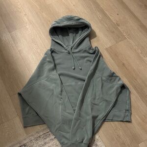 Men’s Abercrombie green cropped hoodie